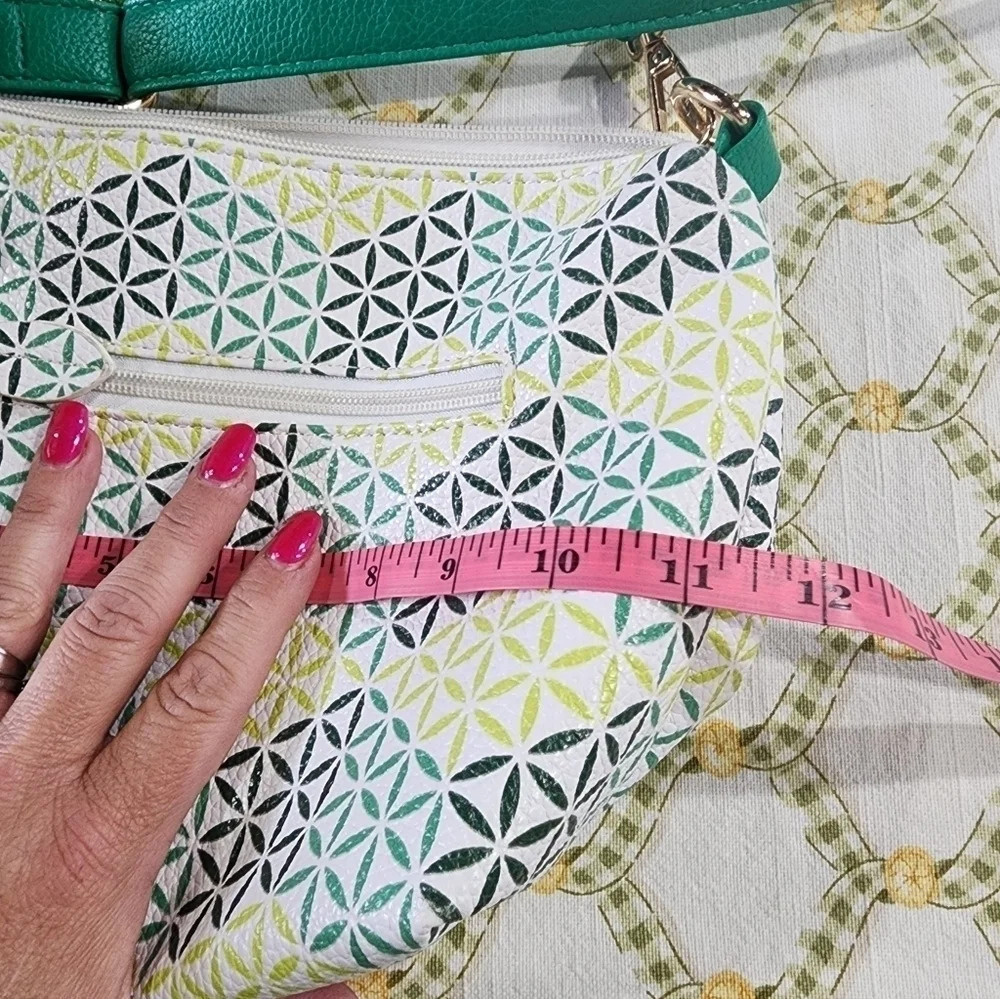 Spring Purse 👛 ✨️ - Picture 6 of 10